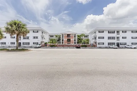 2500 NE 9th Street Fort Lauderdale FL 33304
