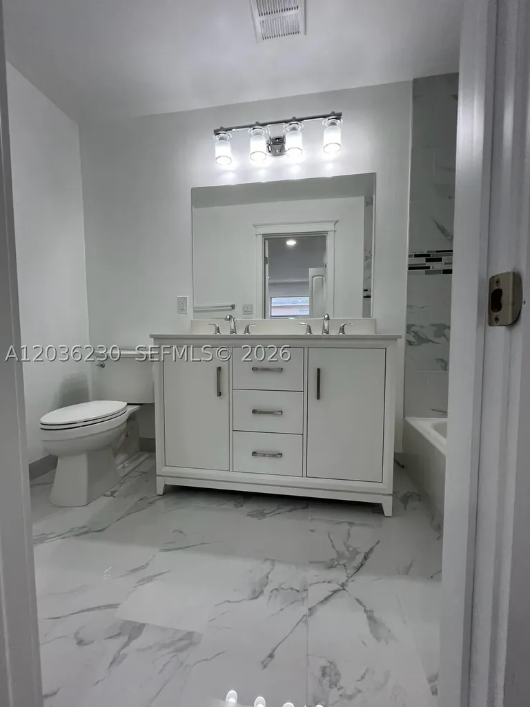 3421 NE 5th Avenue Pompano Beach FL 33064