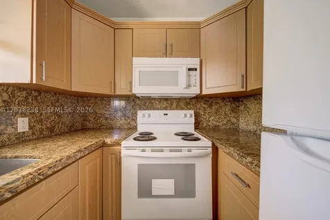 11250 SW 7th Street Sweetwater FL 33174