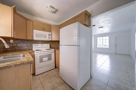 11250 SW 7th Street Sweetwater FL 33174