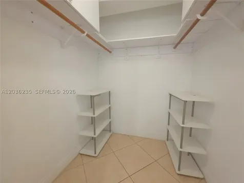 401 Ocean Drive Miami Beach FL 33139