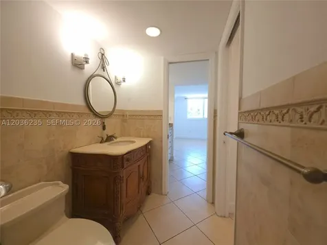401 Ocean Drive Miami Beach FL 33139