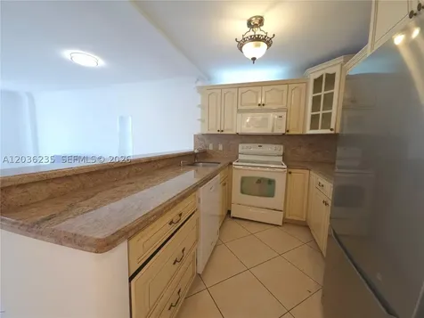 401 Ocean Drive Miami Beach FL 33139