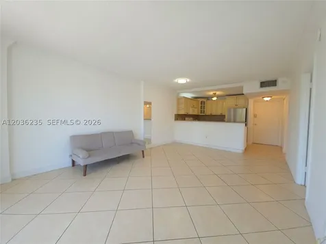 401 Ocean Drive Miami Beach FL 33139