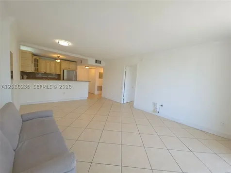 401 Ocean Drive Miami Beach FL 33139