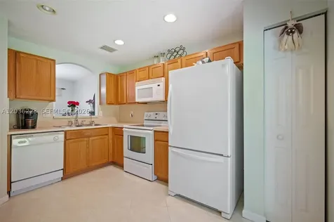 6086 Southard Street West Palm Beach FL 33411