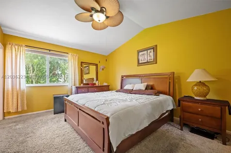 6086 Southard Street West Palm Beach FL 33411