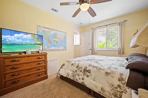 6086 Southard Street West Palm Beach FL 33411