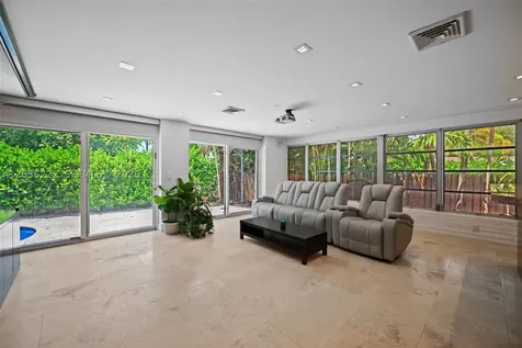 11530 NE 22nd Drive North Miami FL 33181