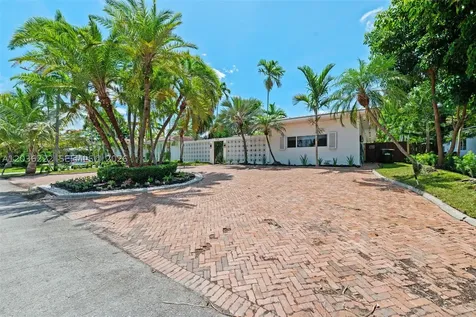 11530 NE 22nd Drive North Miami FL 33181