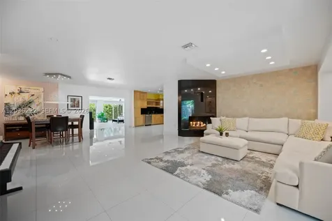 11530 NE 22nd Drive North Miami FL 33181
