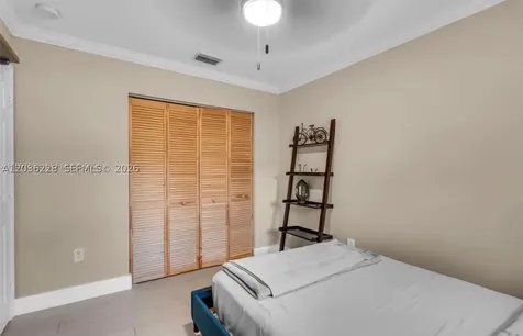 7001 W 35th Avenue Hialeah FL 33018