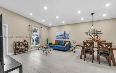 7001 W 35th Avenue Hialeah FL 33018