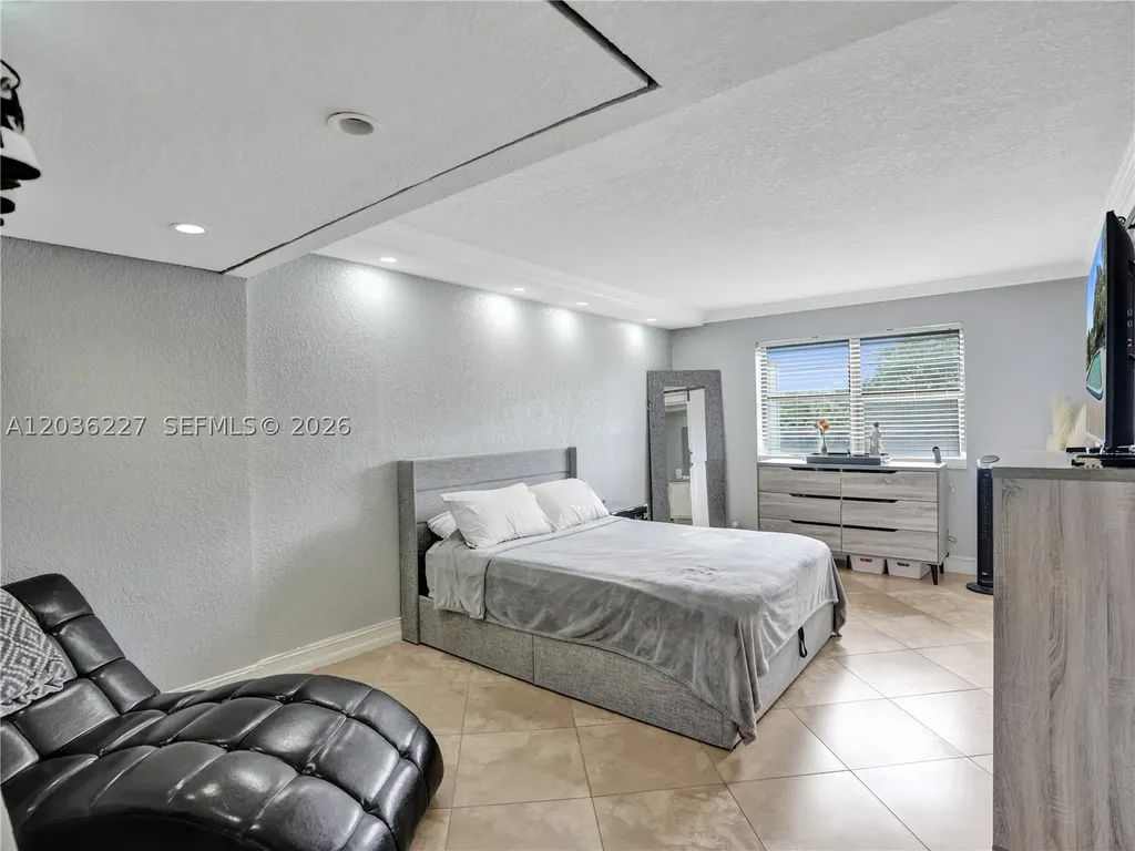 9440 SW 8th Street Boca Raton FL 33428