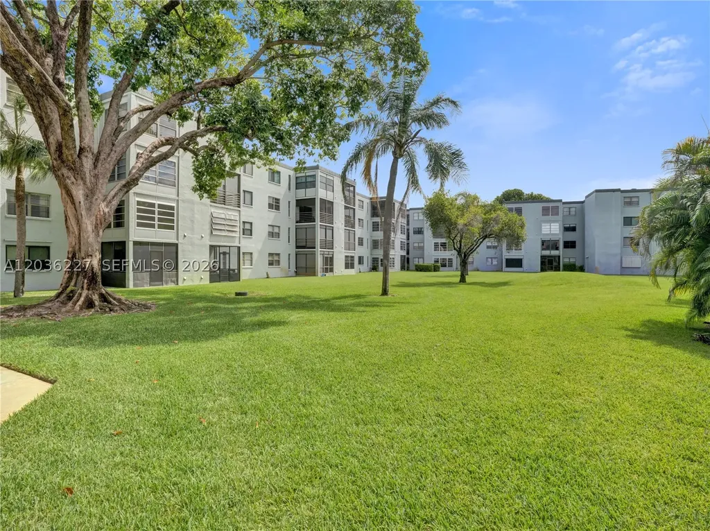 9440 SW 8th Street Boca Raton FL 33428