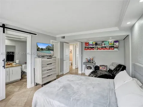 9440 SW 8th Street Boca Raton FL 33428