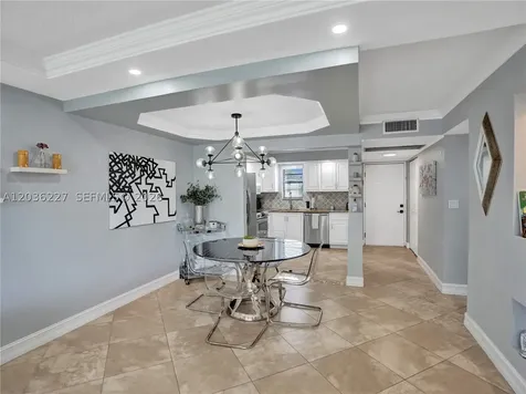 9440 SW 8th Street Boca Raton FL 33428