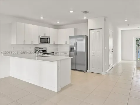 3770 SW 50th Avenue Pembroke Park FL 33023