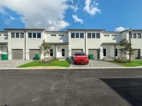 3770 SW 50th Avenue Pembroke Park FL 33023