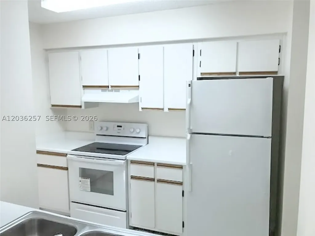 630 S Park Road Hollywood FL 33021