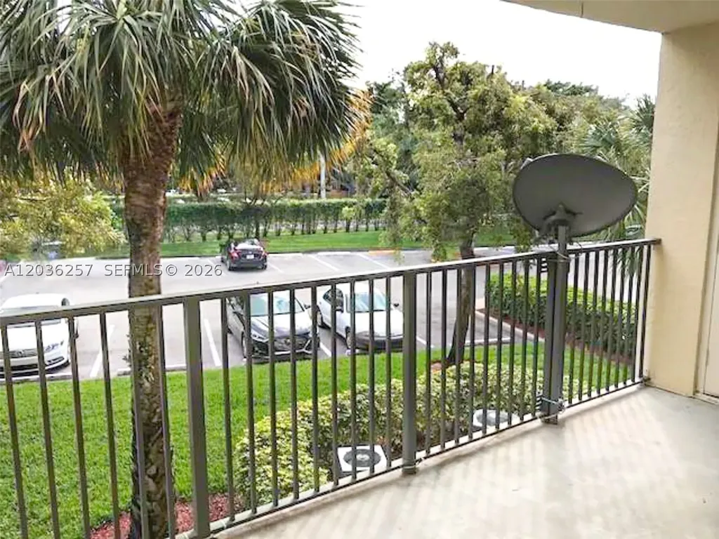630 S Park Road Hollywood FL 33021