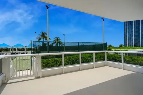 4779 Collins Avenue Miami Beach FL 33140
