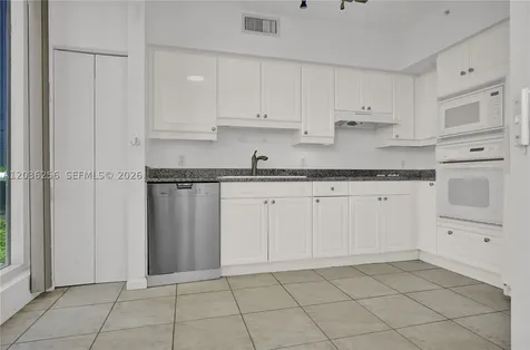4779 Collins Avenue Miami Beach FL 33140