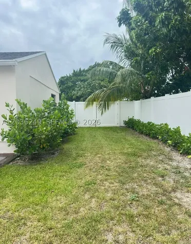 6391 SW 39th Street Miami FL 33155