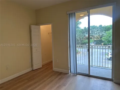 10132 NW 7th Street Miami FL 33172