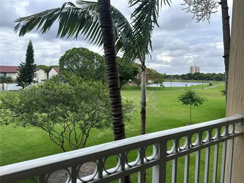 10132 NW 7th Street Miami FL 33172