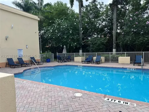 10132 NW 7th Street Miami FL 33172
