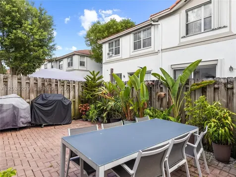 8128 NW 108th Court Doral FL 33178