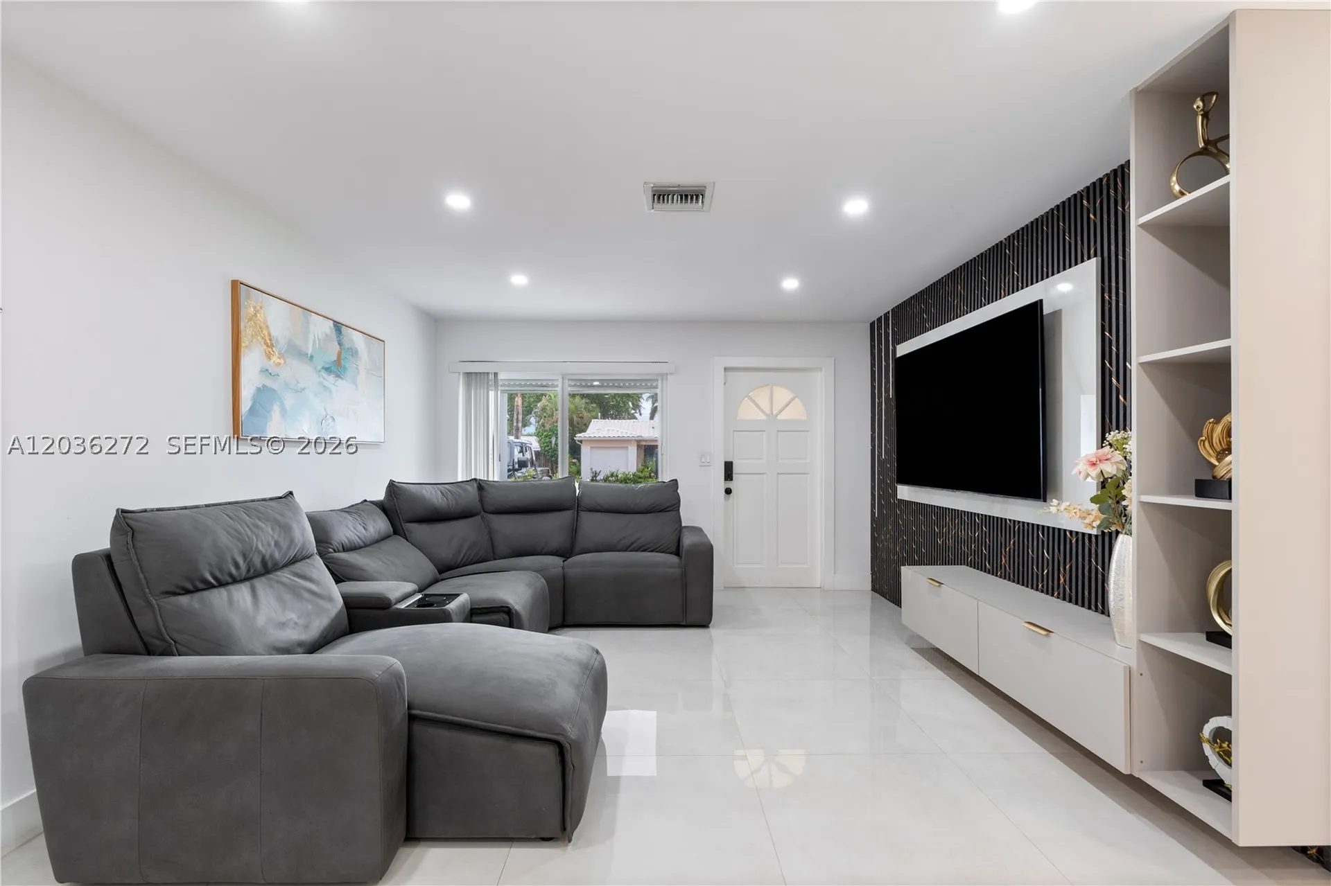706 N 32nd Court Hollywood FL 33021