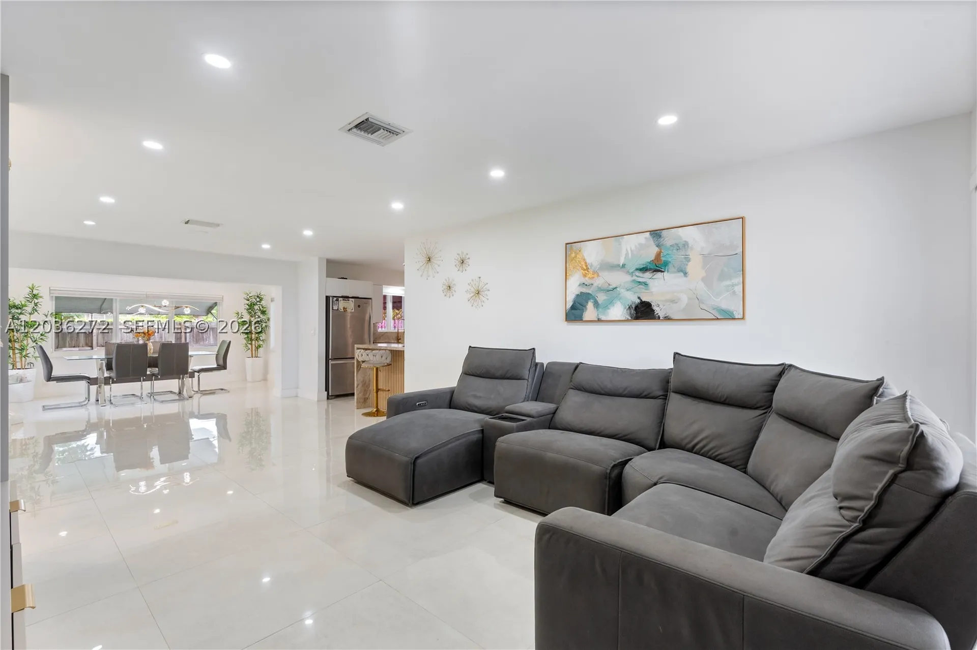 706 N 32nd Court Hollywood FL 33021
