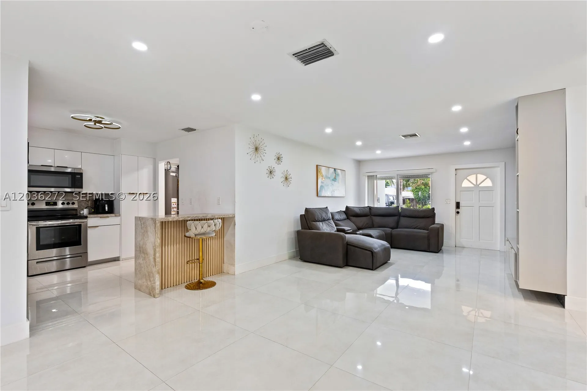 706 N 32nd Court Hollywood FL 33021