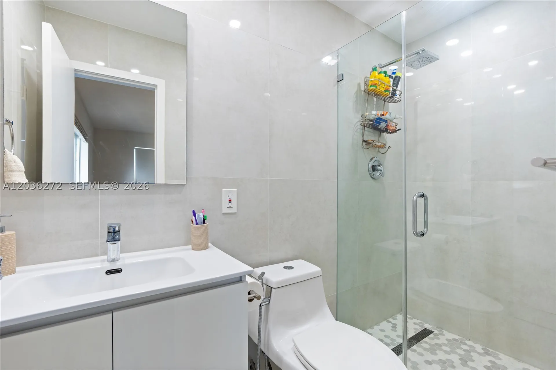 706 N 32nd Court Hollywood FL 33021