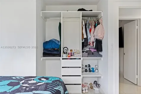 706 N 32nd Court Hollywood FL 33021