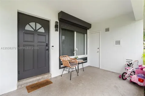 706 N 32nd Court Hollywood FL 33021