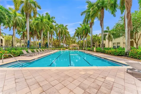 2925 NW 126th Avenue Sunrise FL 33323