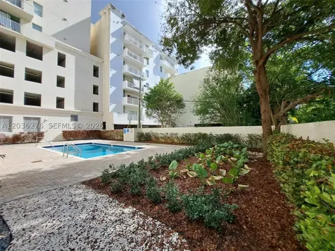 120 SW 8th Avenue Miami FL 33130