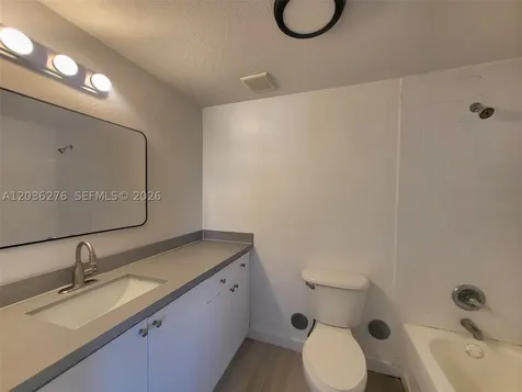 120 SW 8th Avenue Miami FL 33130