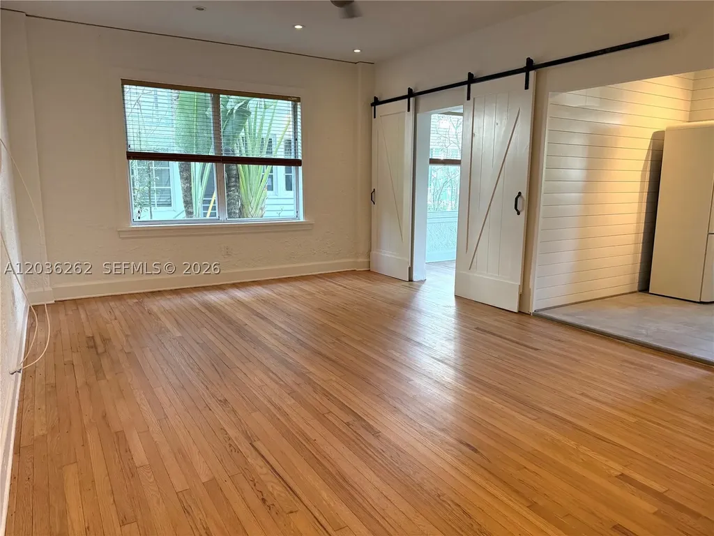 900 16th Street Miami Beach FL 33139