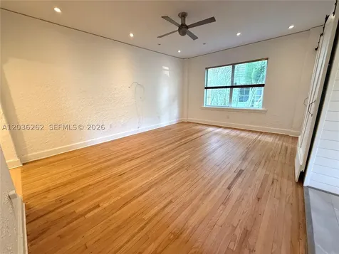 900 16th Street Miami Beach FL 33139