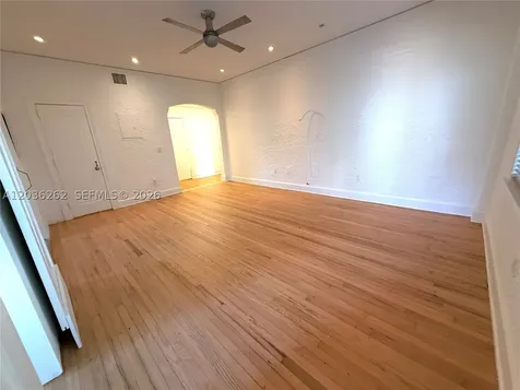 900 16th Street Miami Beach FL 33139