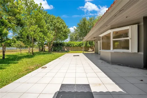 15241 SW 150th Street Miami FL 33196