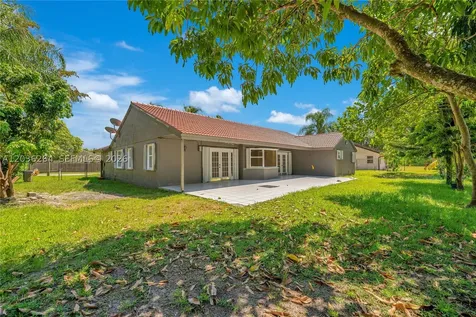 15241 SW 150th Street Miami FL 33196