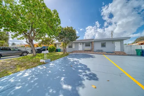 7620 - 7622 SW 21st Street Miami FL 33155
