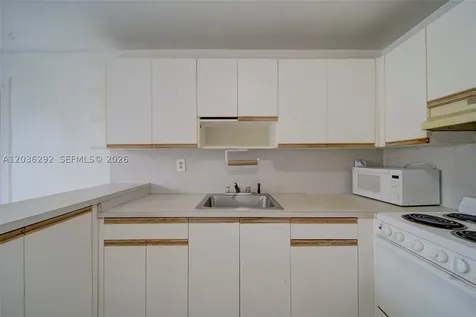 7620 - 7622 SW 21st Street Miami FL 33155
