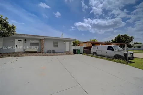 7620 - 7622 SW 21st Street Miami FL 33155