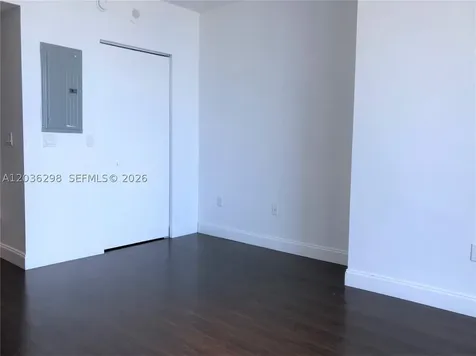 185 SW 7th Street Miami FL 33130
